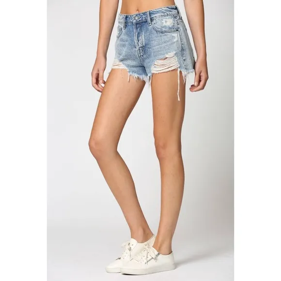 🆕 Hidden Jeans Vintage Wash Frayed Mom Shorts