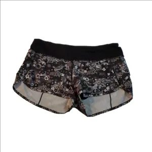 #925 Lululemon seawheeze Shorts size 6 b828.