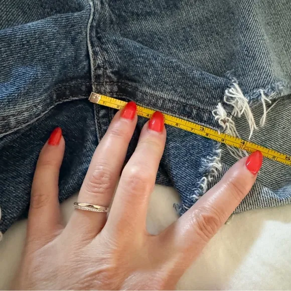 AGOLDE Micah Boyfriend Denim Blue Jean Cutoff Shorts