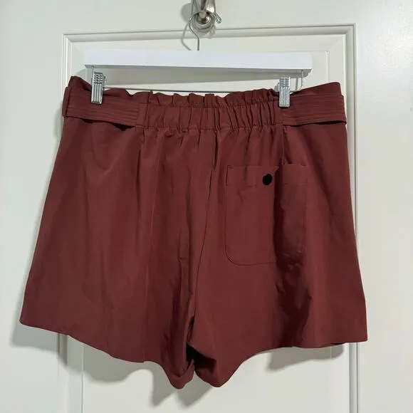 Athleta Skyline II Raisin Brown Pleated Paper Bag Shorts 16