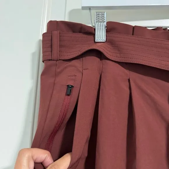 Athleta Skyline II Raisin Brown Pleated Paper Bag Shorts 16
