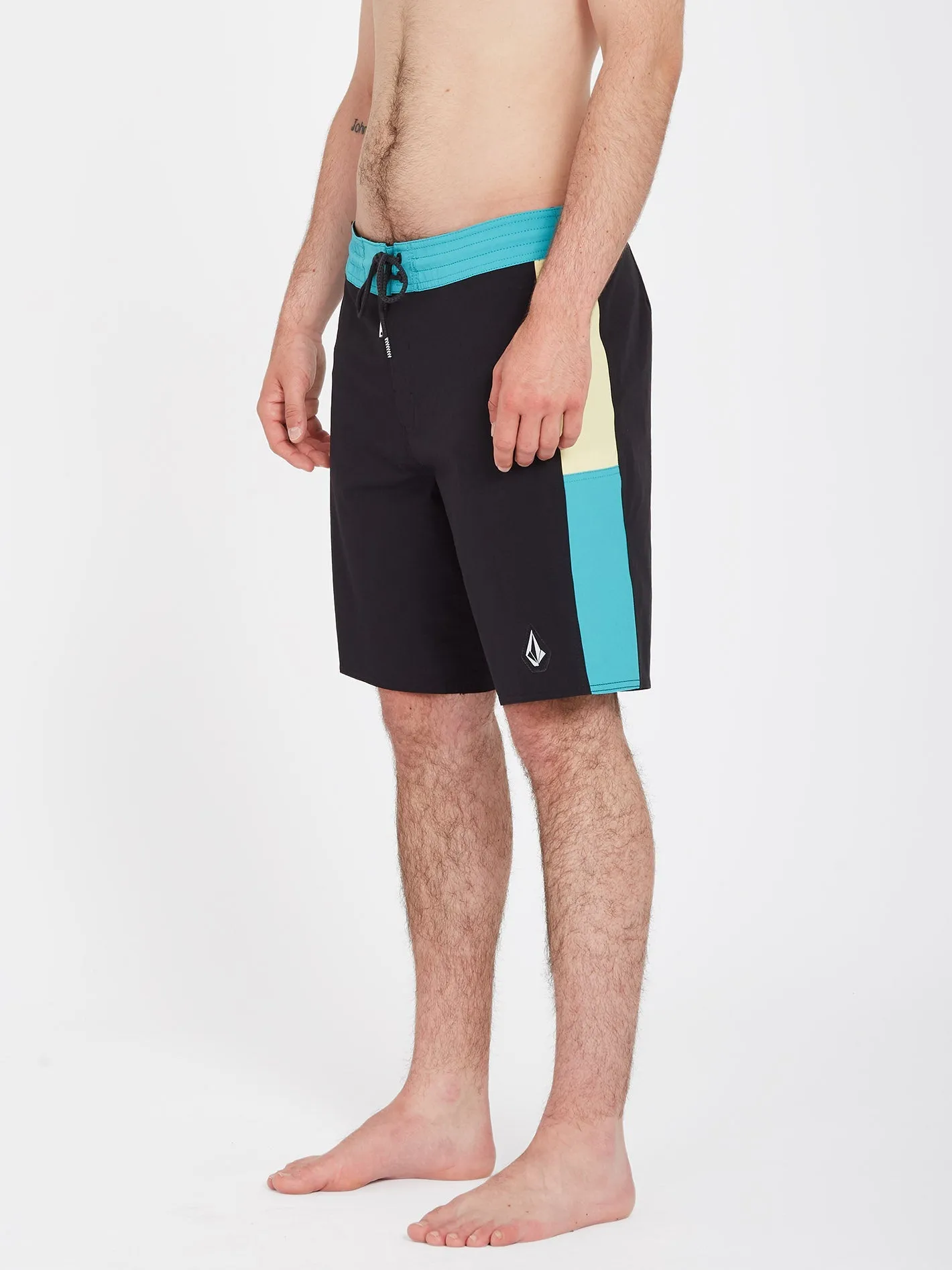 Biased Liberators 19" Badeshorts - BLACK