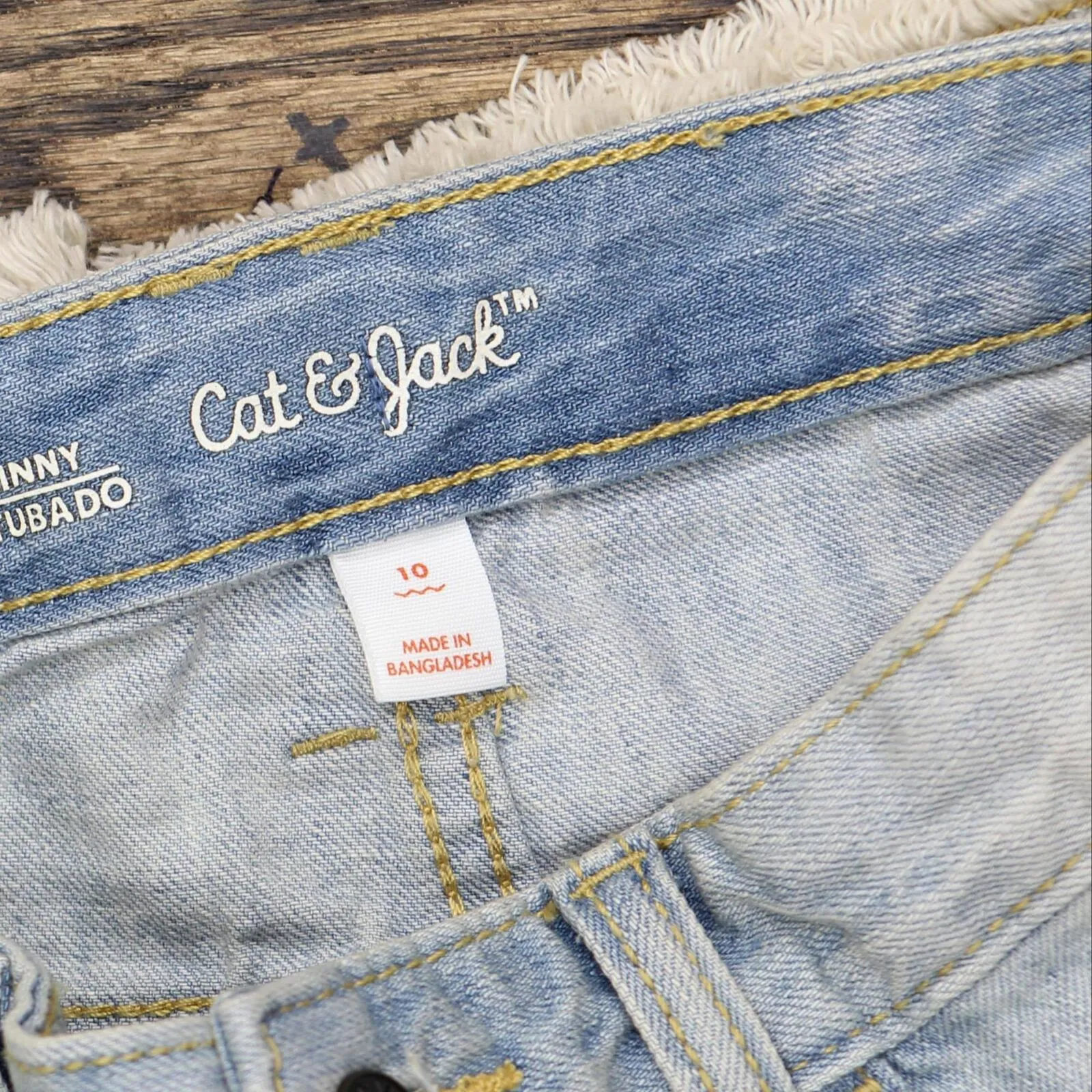 Cat & Jack Kids Boys Distressed Vintage Wash Denim Jean Shorts Light Blue 10