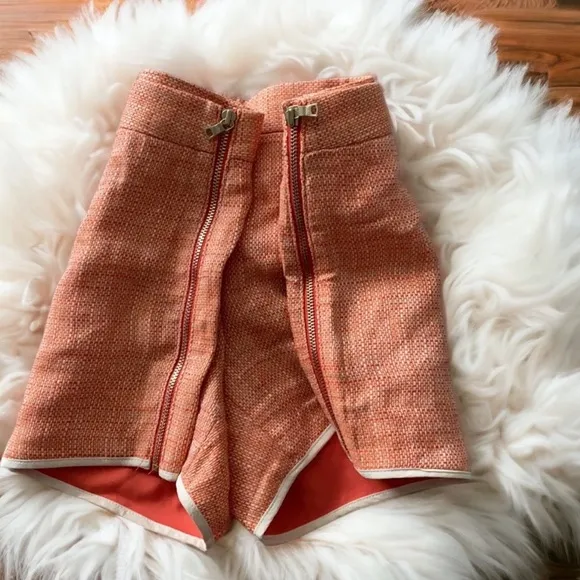 CLUB MONACO Sabrina orange tweed style woven silk blend shorts size 0 like new