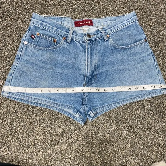 EPIC “Trust Me” Vintage Denim NonStretch High Waisted Shorts High Rise Mom Jean