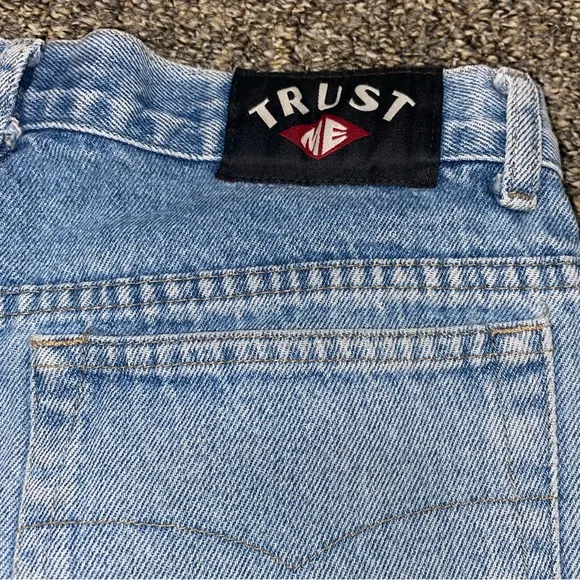 EPIC “Trust Me” Vintage Denim NonStretch High Waisted Shorts High Rise Mom Jean
