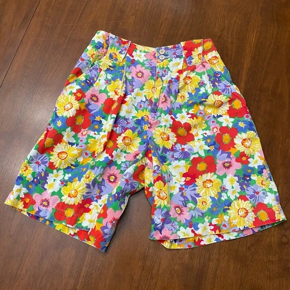 Extremely Cute Vintage Floral Two Piece Set‎