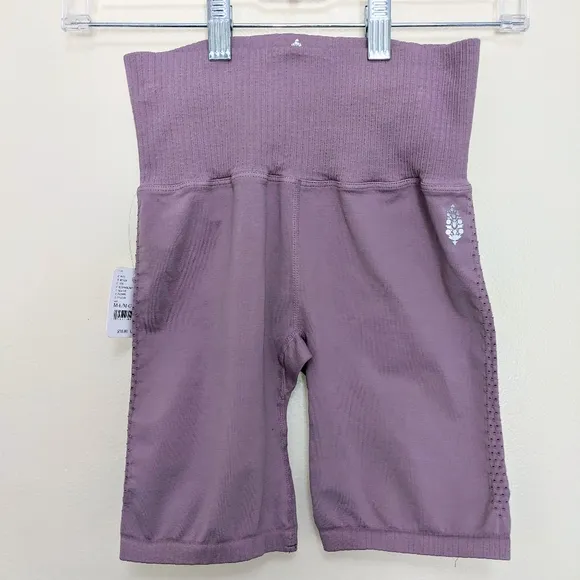Free People Movement Good Karma Shorts in Elderberry Tea Mauve Size M/L NWT