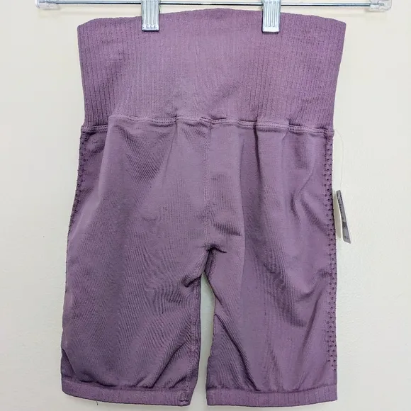 Free People Movement Good Karma Shorts in Elderberry Tea Mauve Size M/L NWT