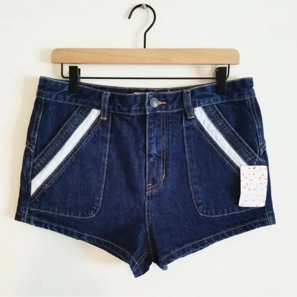 Free People Sweet Surrender Shorts Dark Size 29 NWT