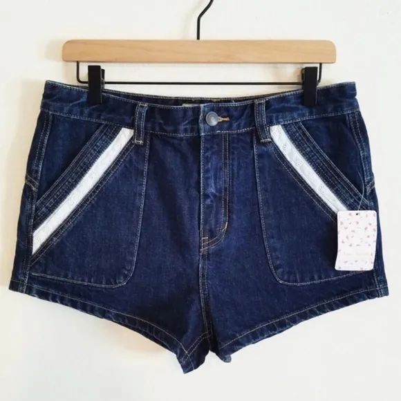 Free People Sweet Surrender Shorts Dark Size 29 NWT
