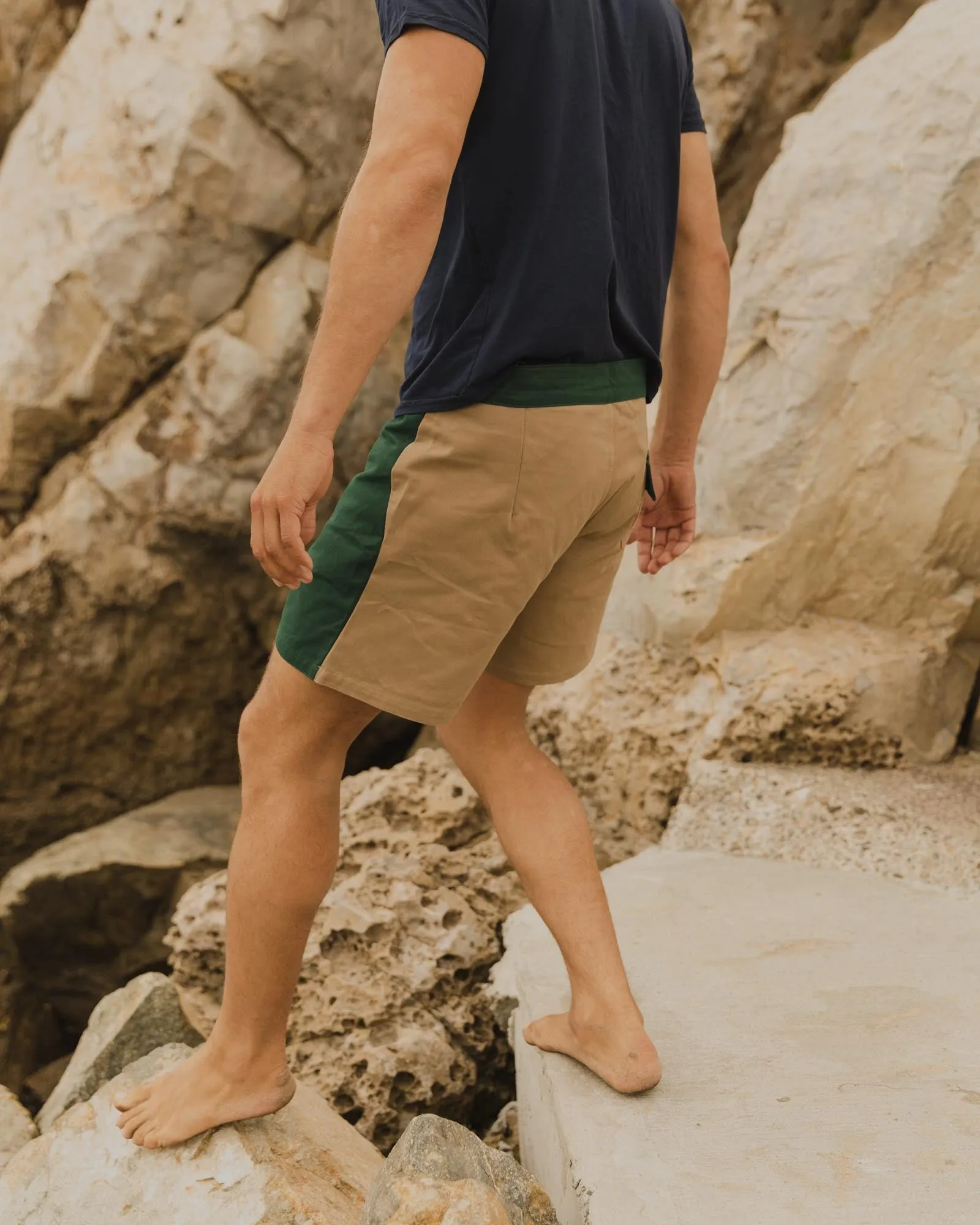Gato Heroi Surf Shorts in British/Olive