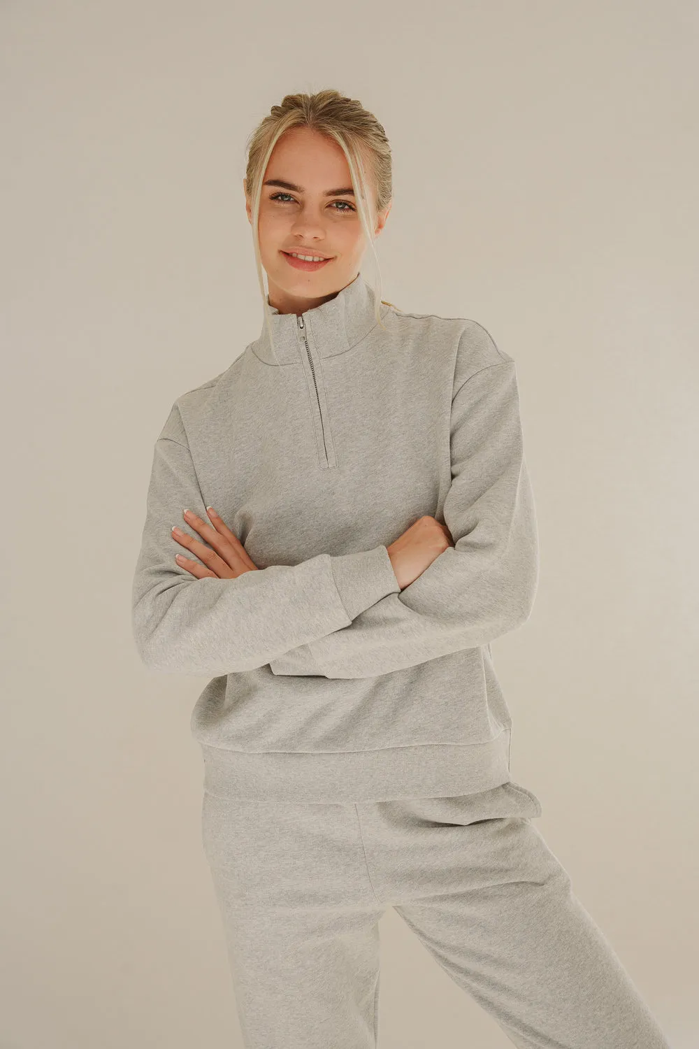 HALF ZIP SWEATER LIGHT GREY