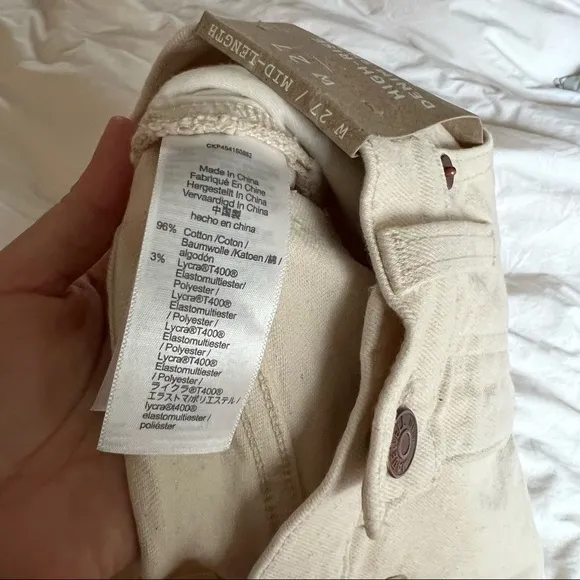 High-Rise Mid-Length Denim Shorts in Vintage Canvas Wash