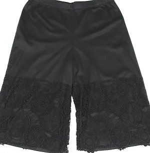 ISSEY MIYAKE JAPAN. HaaT. Black Lace Pasted Shorts
