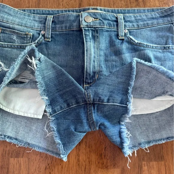 Joe’s Jeans The Ozzie 4” Cut-Off Denim Shorts SZ 30 Bexley Distressed Wash
