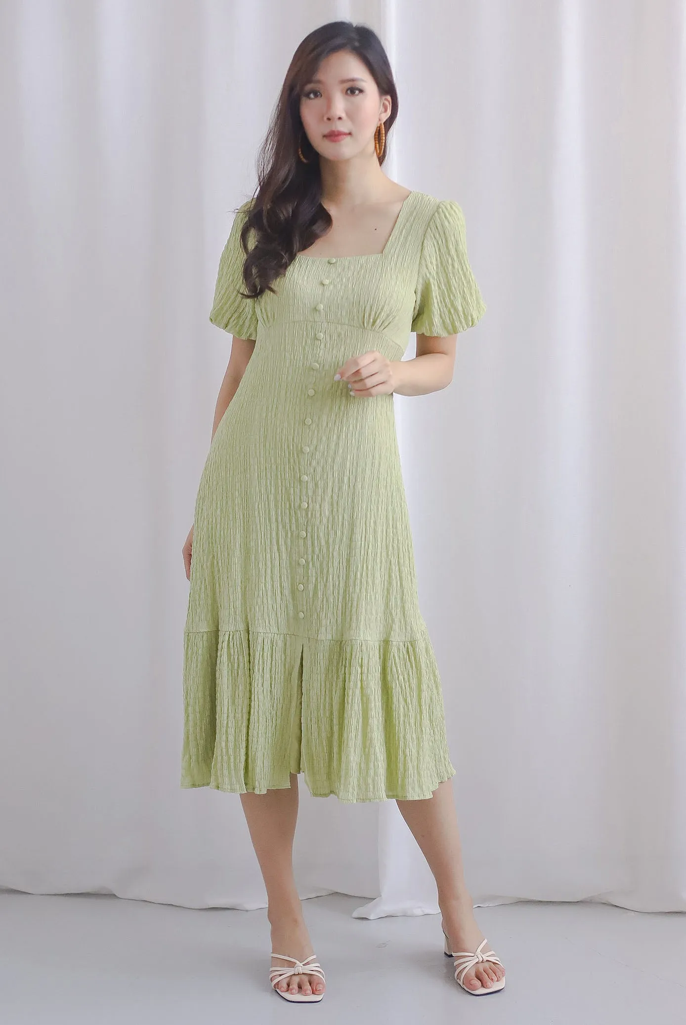 Kylo Texture Puffy Sleeve Buttons Midi Dress In Tea Green