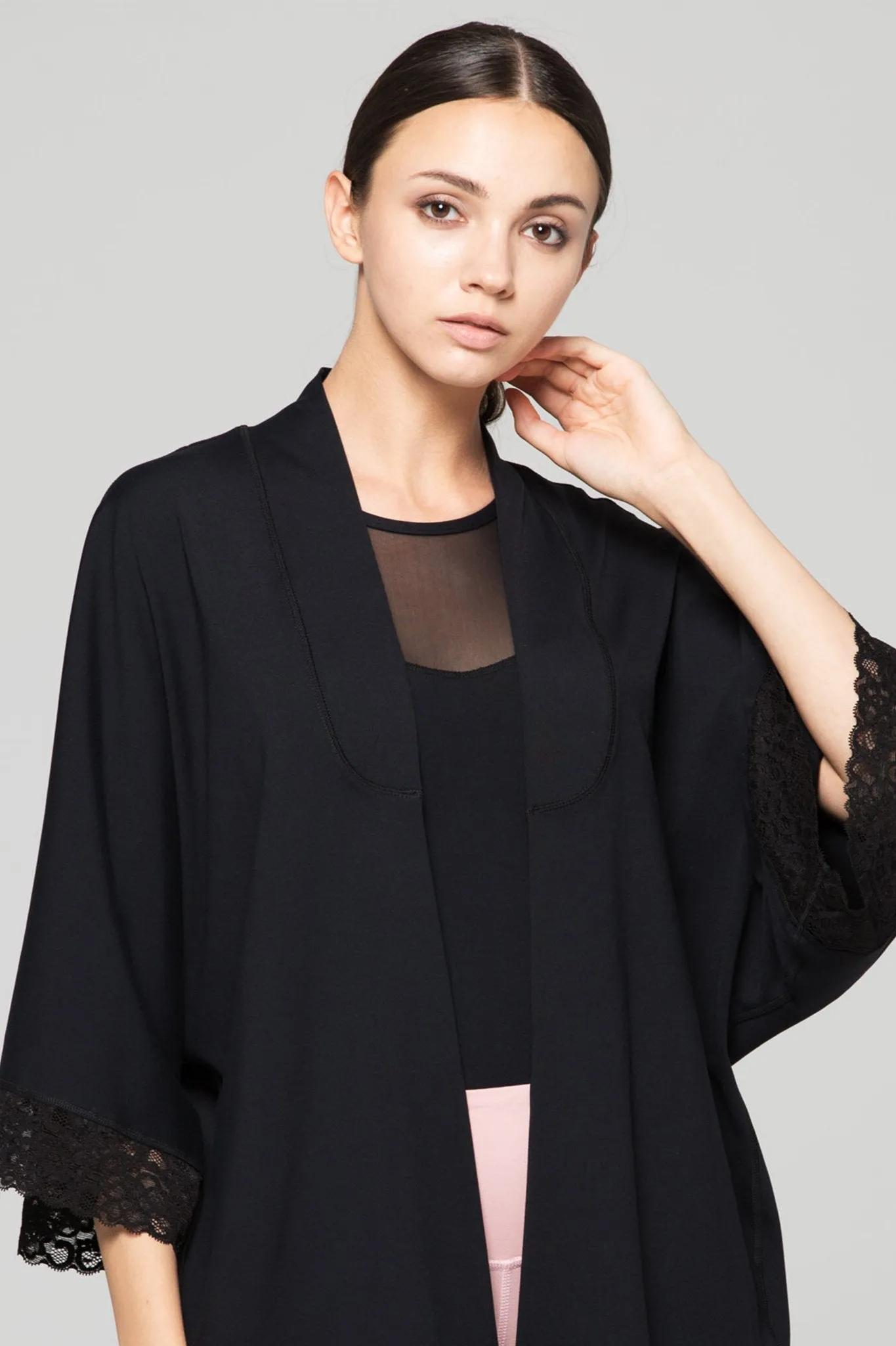 LACE KIMONO, BLACK/BLACK LACE