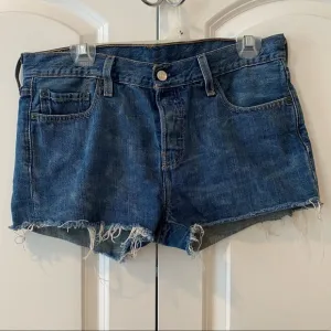 Levi’s 501 Cutoff Shorts