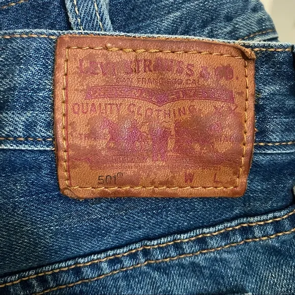 Levi’s 501 Cutoff Shorts