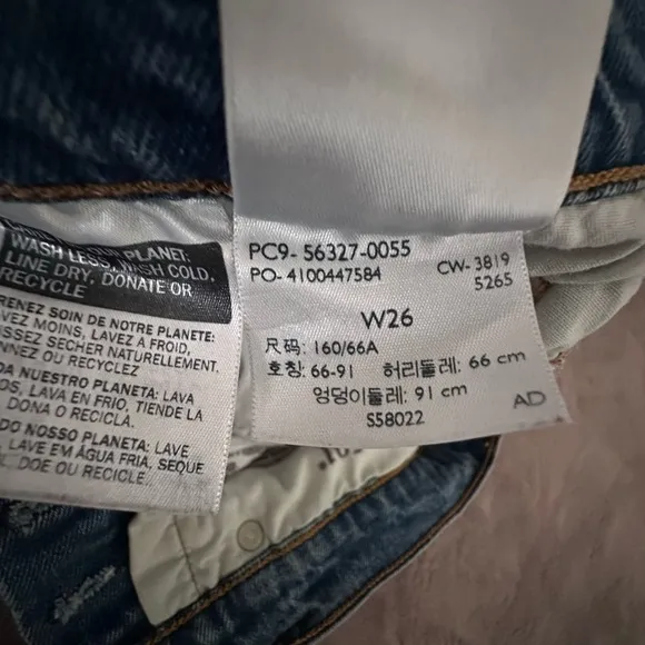 Levi's® 501 Original High Rise Distressed Hem Cut Off Shorts Size/25