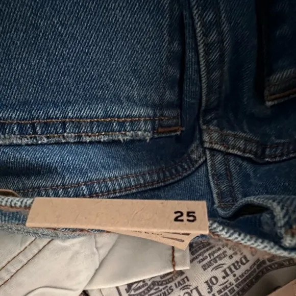 Levi's® 501 Original High Rise Distressed Hem Cut Off Shorts Size/25