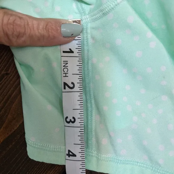 Lululemon 🍋 Athletic fresh teal polka dot shorts