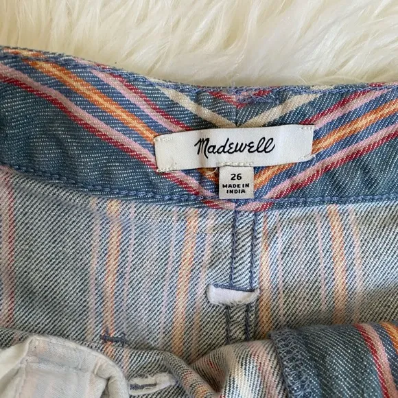 Madewell Emmett shorts in Rainbow stripe size 26
