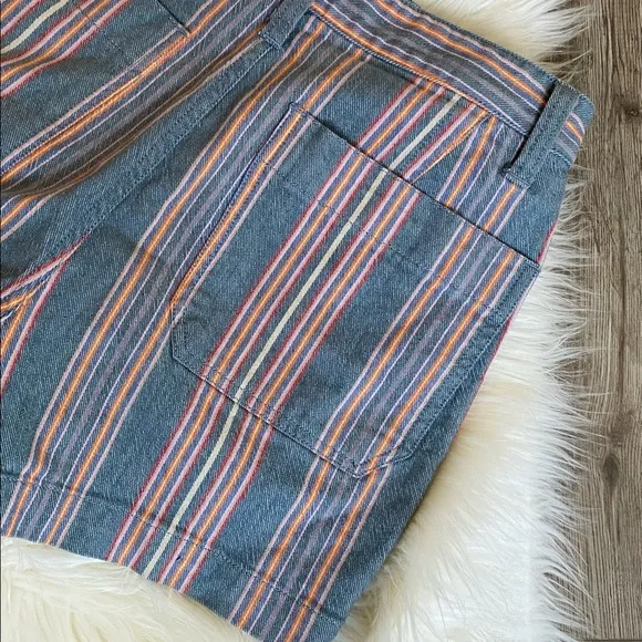 Madewell Emmett shorts in Rainbow stripe size 26