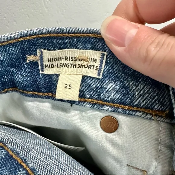 Madewell High-Rise Mid-Length Denim Shorts in Bonet Wash: TENCEL Lyocell Edition