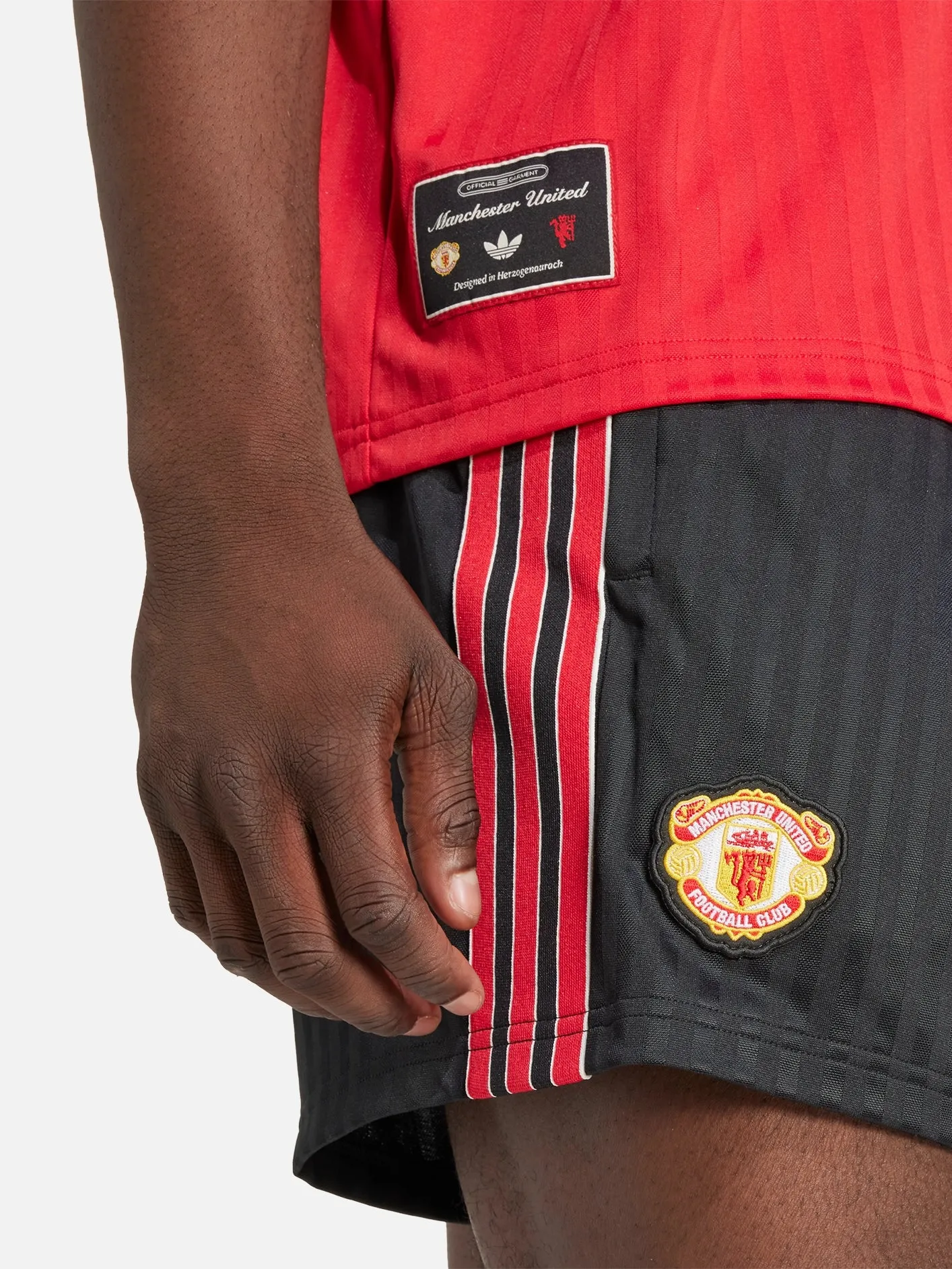 Manchester United Terrace Icons Shorts - Black