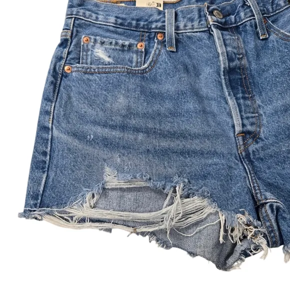 NEW Levi's Premium Women Sz 31 501 Button Fly High Rise Distressed Denim Shorts