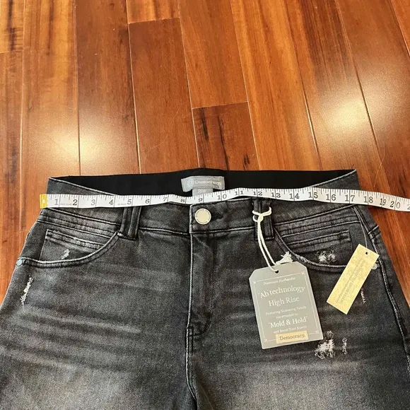 New NWT Democracy Black Jean Shorts Denim High Rise Ab Tech Stretch Size 16W