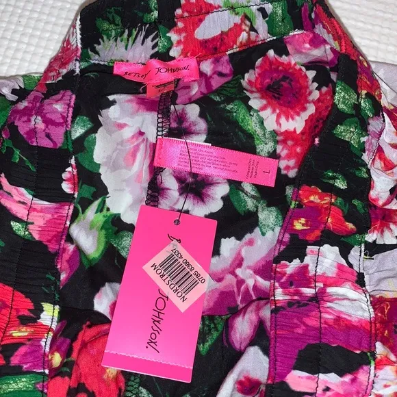 NWT L Betsey Johnson Woven Black Floral Shorts