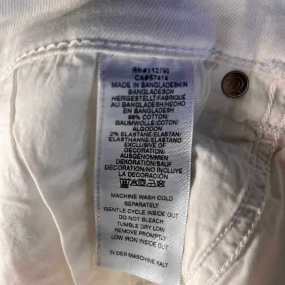 NWT TRUE RELIGION Maisie Vintage High Rise White Denim Fray Hem Jean Shorts