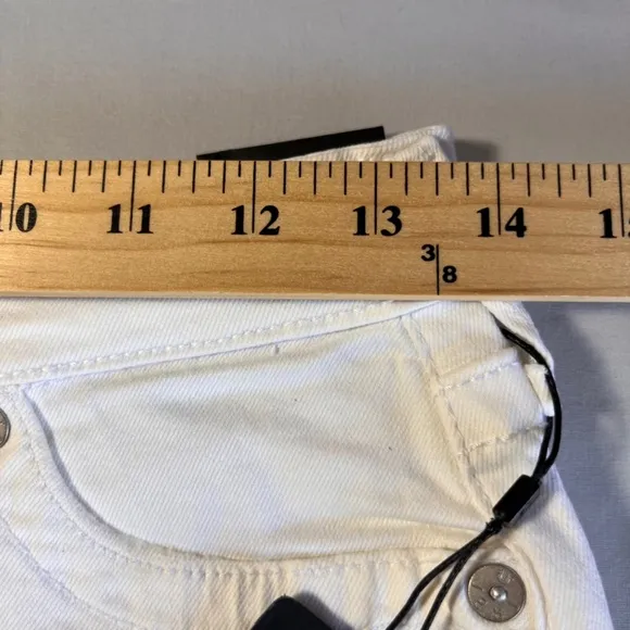 NWT TRUE RELIGION Maisie Vintage High Rise White Denim Fray Hem Jean Shorts