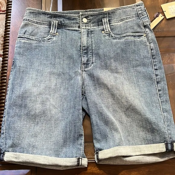 NYDJ High-Rise Ella Shorts w/ Binding Detail