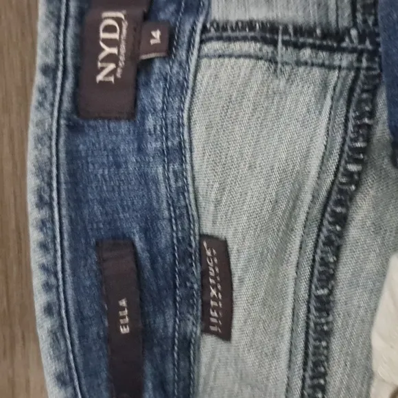 NYDJ High-Rise Ella Shorts w/ Binding Detail