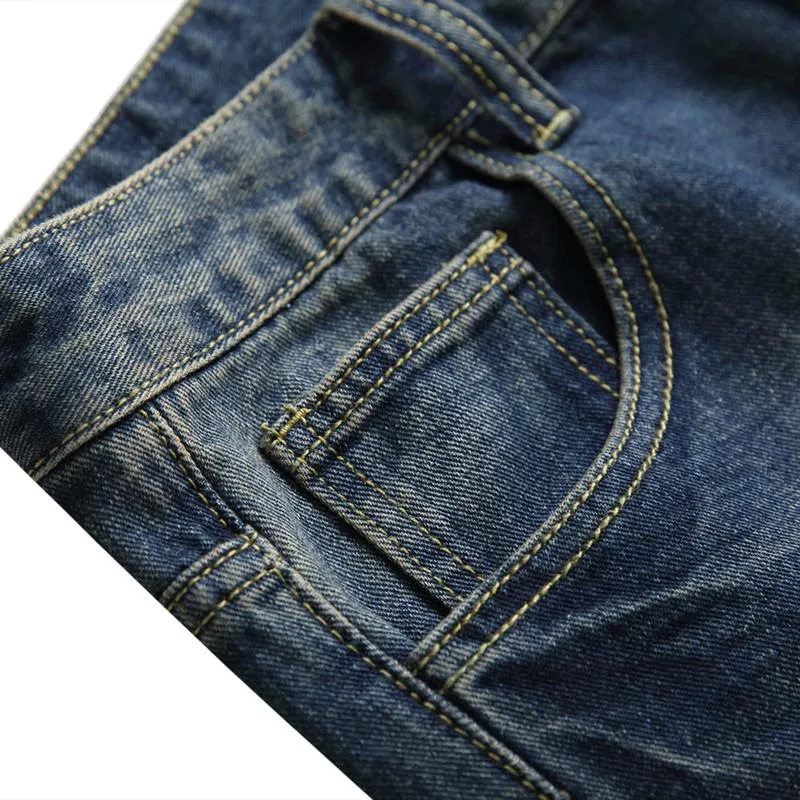 Short denim déchiré vintage pour homme