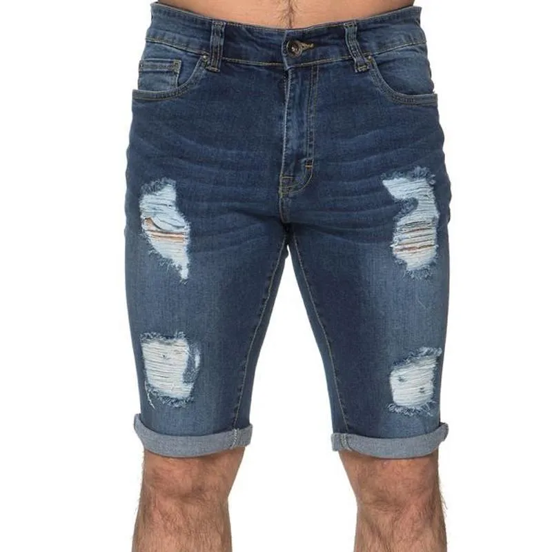 Short en jean déchiré style vintage