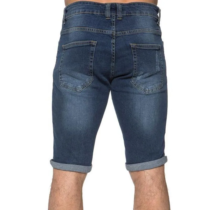 Short en jean déchiré style vintage