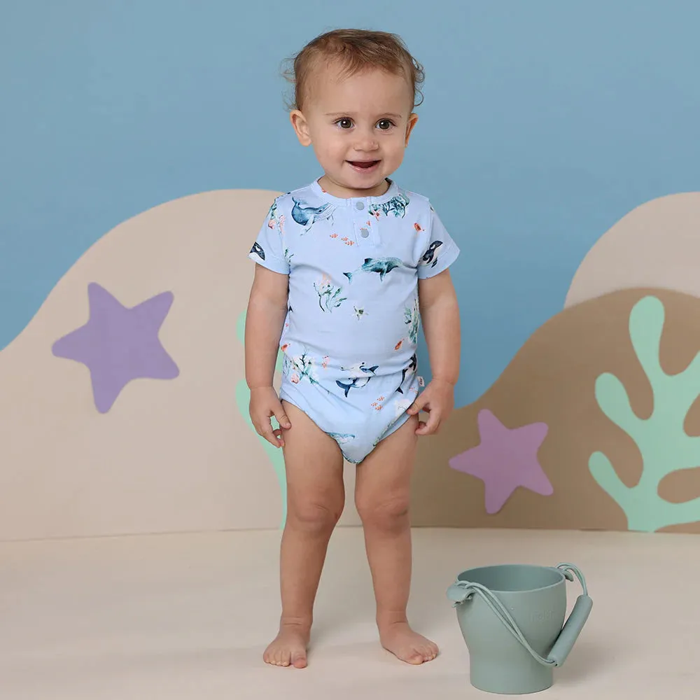 Snuggle Hunny Organic Short Sleeve Bodysuit - Blue Ocean