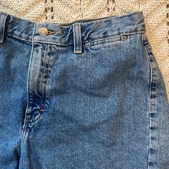 Tommy Hilfiger jean shorts high waist size 8