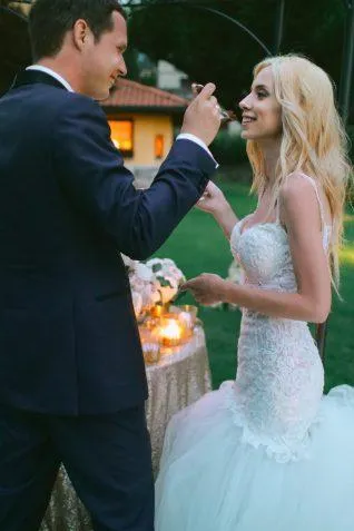 Tulle and Lace Mermaid Wedding Dresses Long Train