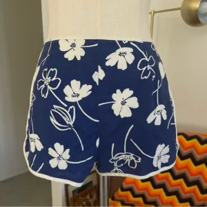 Vintage 1960s A California Poppy by Lanz Hawaiian Floral Aloha Beach Shorts