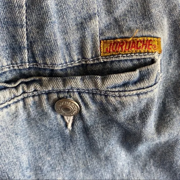 VINTAGE 80’s JORDACHE Embroidered MOM Jean Shorts Pleated
