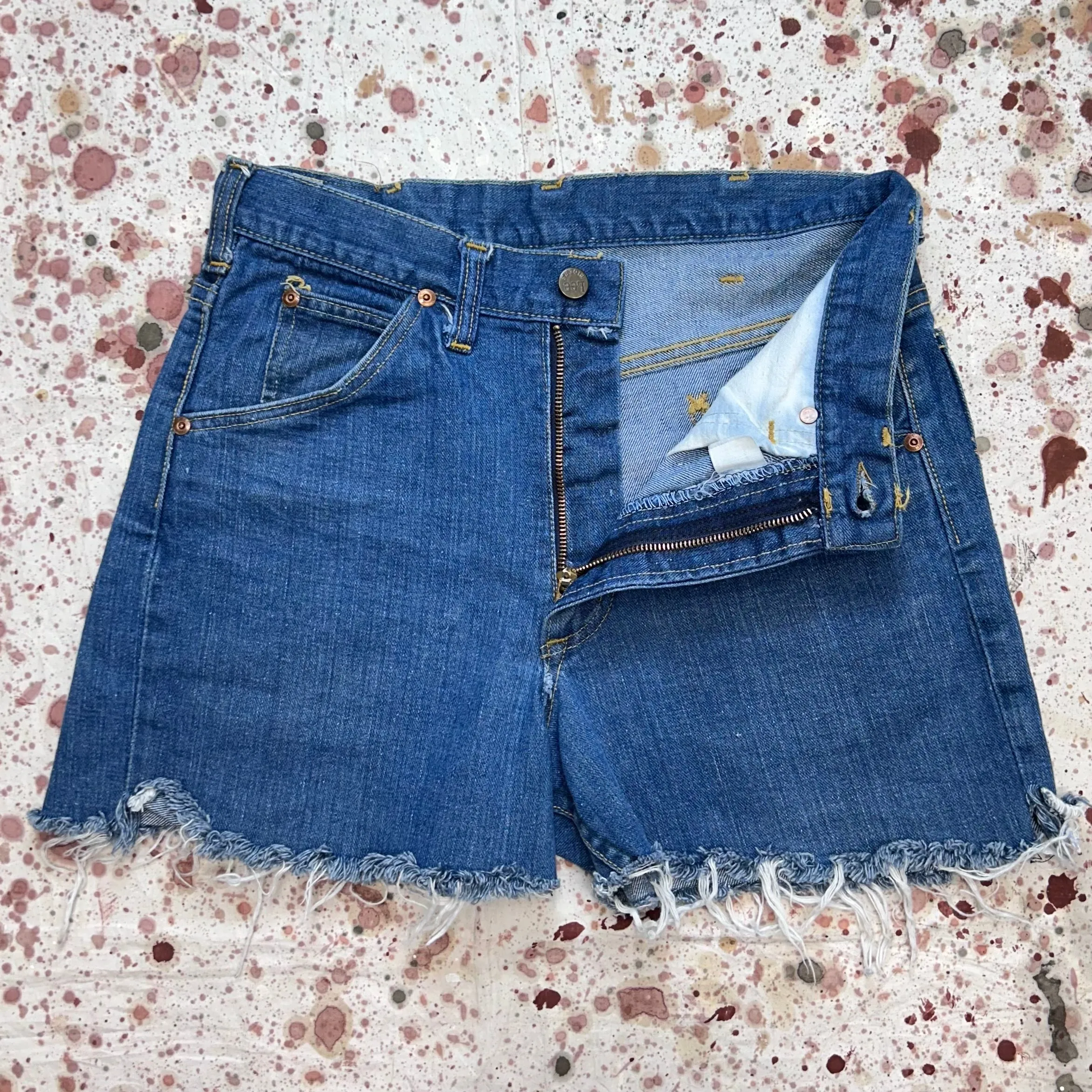 Vintage 80's Lee Rider Cutoff Shorts (JYJ0524-252)