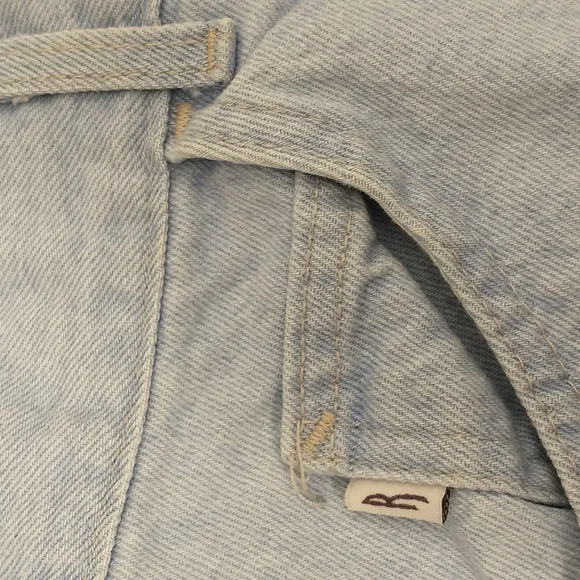 Vintage 80's Mom Shorts High Waisted Denim Light Wash see Measurements Eighties