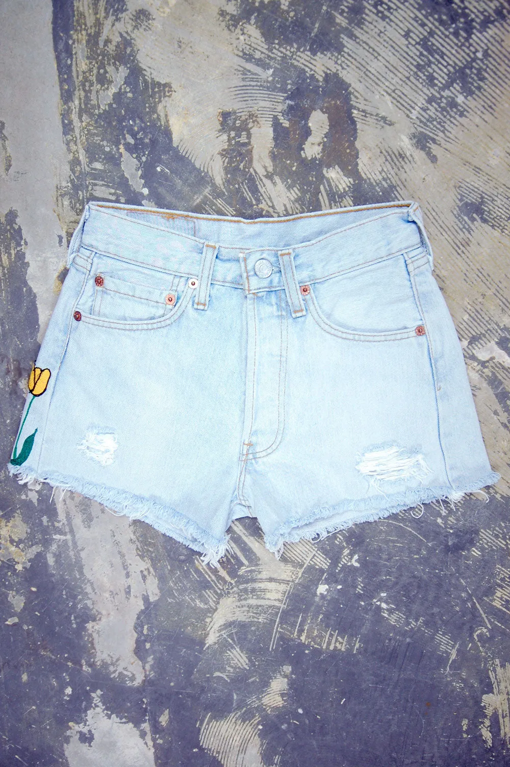 Vintage Levi’s 501 Tulip Chain-Stitched Shorts (JYJ0524-244)