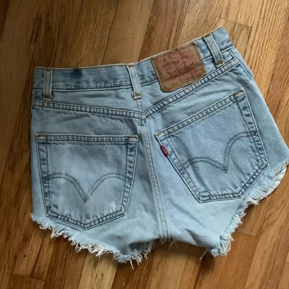 Vintage Levi’s Shorts light wash